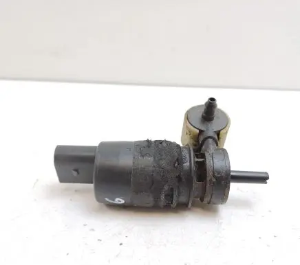 Audi A6 Allroad C6 Windscreen/windshield washer pump 1K6955651