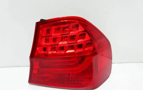 BMW 3 E90 E91 Rear/tail lights 7289426