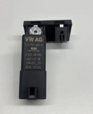 Seat Leon (1P) Glow plug pre-heat relay 03G907282A 0522120505