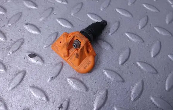 Porsche Panamera (971) Tire pressure sensor 5Q0907275F