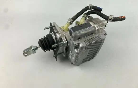 Toyota RAV 4 (XA50) ABS Pump 4721042142