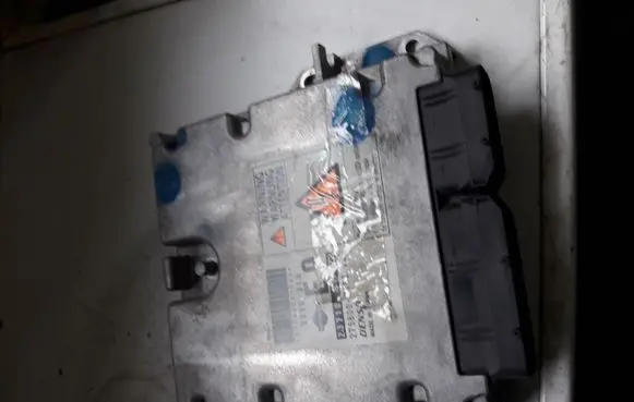 Nissan Primera Engine control unit/module 23710AW422