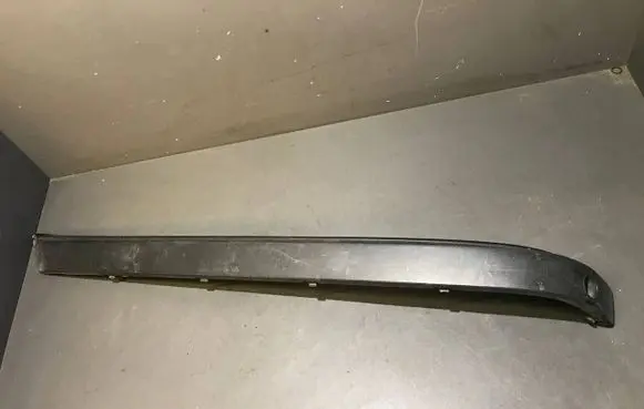 BMW 7 E38 Rear bumper trim bar molding 51128125411
