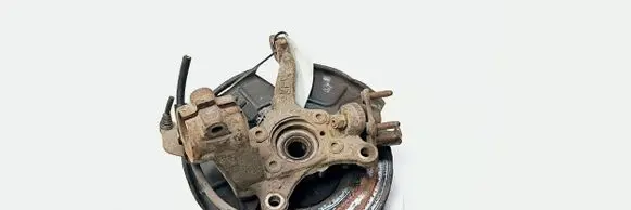Skoda Octavia Mk2 (1Z) Front wheel hub spindle knuckle