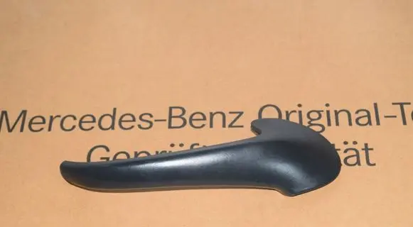 Mercedes-Benz C W203 Rear door handle trim 2038100151