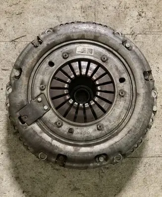 Mercedes-Benz Vito Viano W447 Pressure plate 301015679R 302052965R