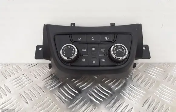 Opel Zafira C Climate control unit a2c86870600