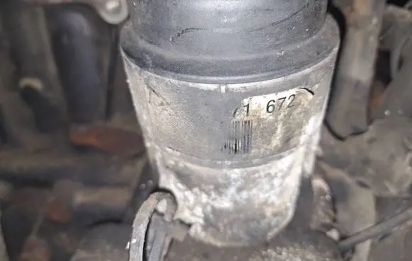 Saab 9-5 Oil filter cover 