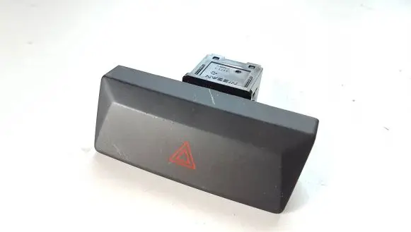 Nissan Navara D23 Hazard light switch 54711