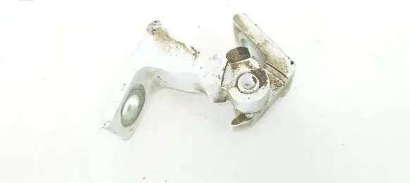 Skoda Yeti (5L) Rear door lower hinge 8K0831402A