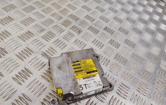 Toyota Auris 150 Airbag control unit/module 8917002560