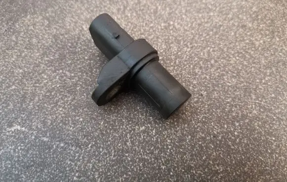 BMW 1 E81 E87 Camshaft position sensor 751862806