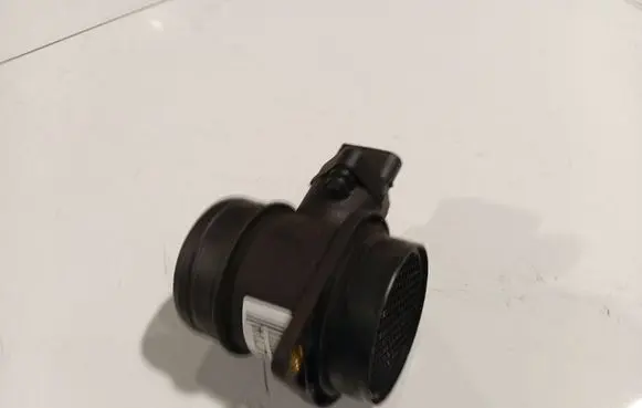 BMW 3 E46 Mass air flow meter 0280218075