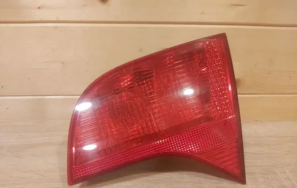 Audi A4 S4 B7 8E 8H Tailgate rear/tail lights 8E9945094