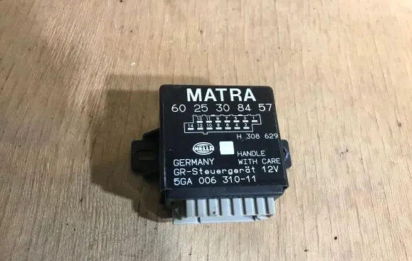 Renault Espace III Tow bar relay 6025308457 H308629 308629