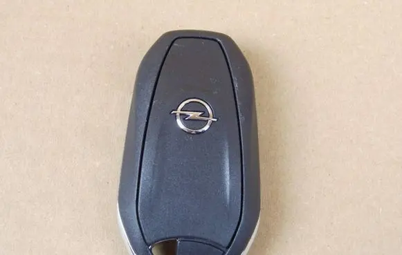 Opel Grandland X Ignition key/card 98390645ZD IM3A