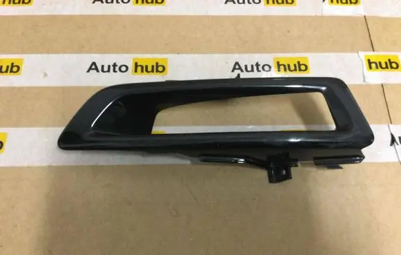 Land Rover Discovery Sport Fog light part LR061229 FK7215A298B