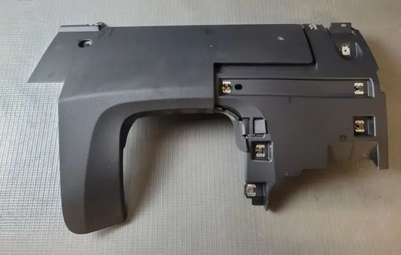 Volkswagen Touareg II Dashboard lower bottom trim panel 7P1858366