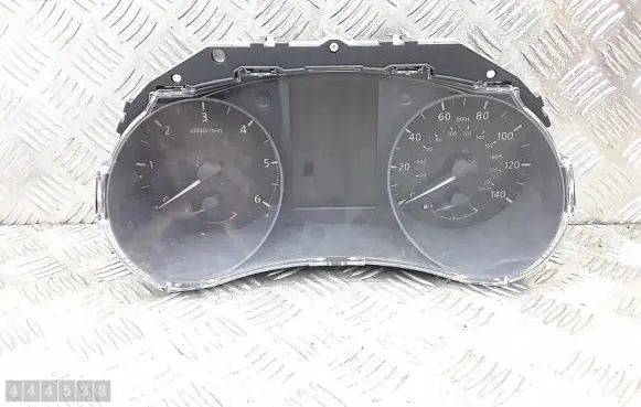 Nissan X-Trail T32 Speedometer (instrument cluster) TYPE920C