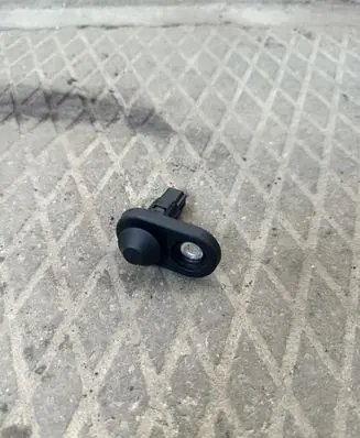Toyota RAV 4 (XA30) Front door sensor E6D