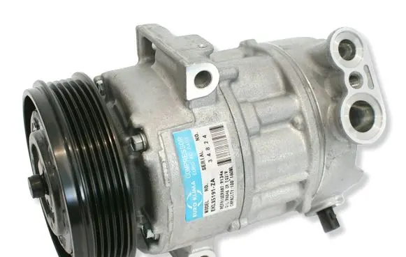 Opel Corsa D Air conditioning (A/C) compressor (pump) 55701200 EKL35191ZA 1854412