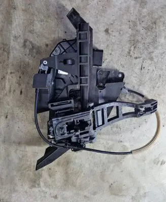 Ford Kuga I Rear door lock 8V4AS26413EA