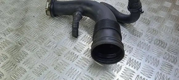 Porsche Cayenne (92A) Turbo air intake inlet pipe/hose 7P5128627A