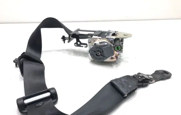 Volvo V60 Front seatbelt 616155800