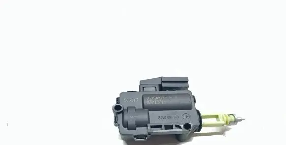 BMW 2 F46 Seat adjustment motor 82808077