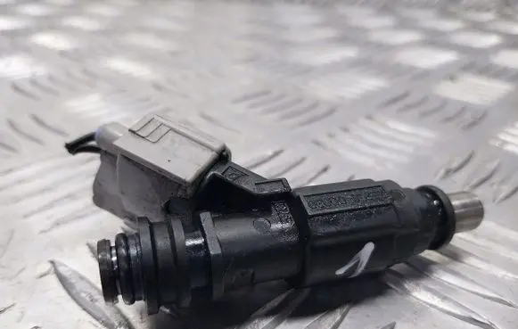 Toyota Corolla E110 Fuel injectors set 23250-0D030