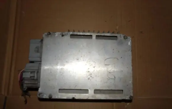 Chrysler 300M Engine control unit/module P04896370AD