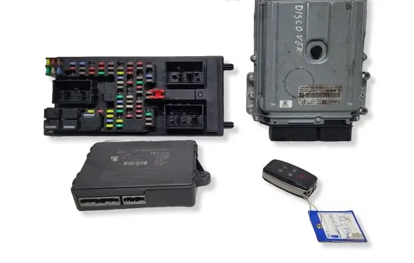 Land Rover Discovery 4 - LR4 Engine ECU kit and lock set 9X2Q12A650 AH2214F041AJ 5E0770537