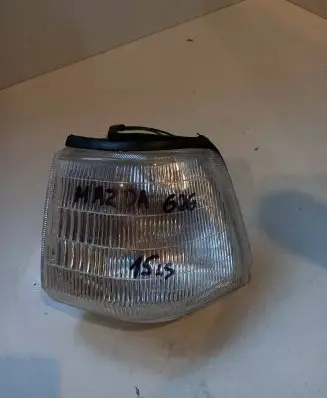 Mazda 626 Front indicator light M68607