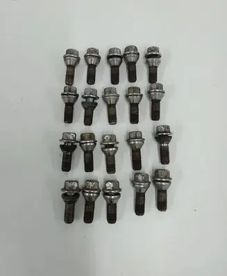 Volvo XC90 Nuts/bolts