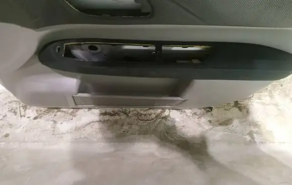 Subaru Forester SG Front door card panel trim