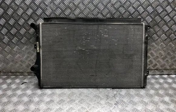 Skoda Octavia Mk2 (1Z) Coolant radiator 1K0121251AT