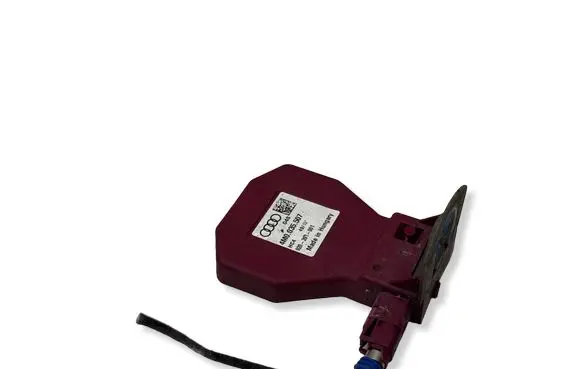 Audi A4 S4 B9 Aerial antenna amplifier 4M0035507