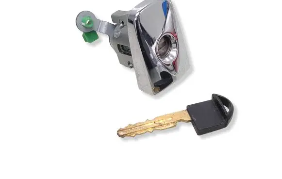 Nissan Leaf II (ZE1) Front door lock (next to the handle) 