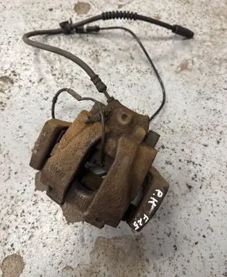BMW X3 F25 Front brake caliper 6790921