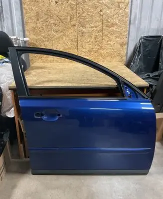 Volvo V50 Front door