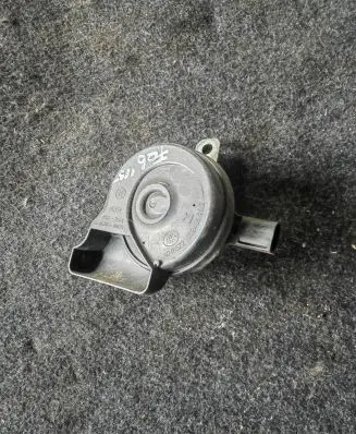 Skoda Fabia Mk3 (NJ) Horn signal 5Q0951223