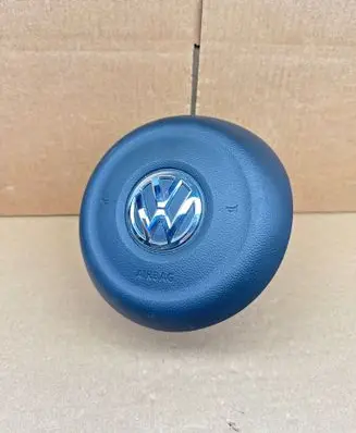 Volkswagen Up Steering wheel airbag 1S0880201B 2014230 307633599N44