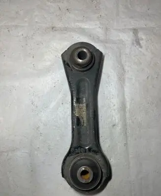 Chrysler Pacifica Rear control arm 68218020AD 2256