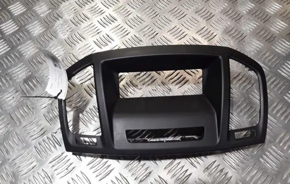 Opel Insignia A Dashboard center trim panel 13321691 495050031