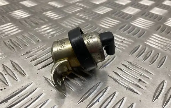 Ford Fusion II Camshaft vanos timing valve CJ5E6B297AA
