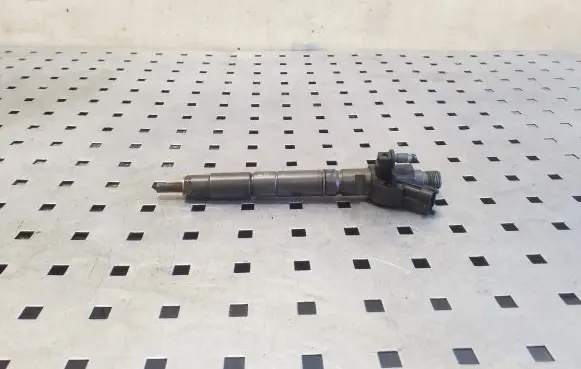 Land Rover Range Rover Sport L494 Fuel injector 9X2Q9K546DB 0445116013