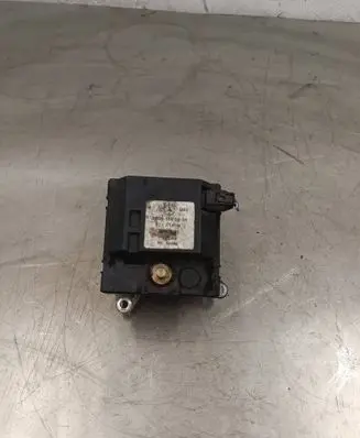 Mercedes-Benz C W203 Coolant heater A0001591904 59046 2400201