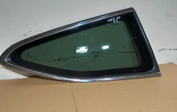 KIA Pro Cee'd II Rear side window 87820A2800