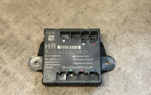 Mercedes-Benz E W212 Door control unit/module A2128208826