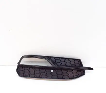 Audi A3 S3 8V Front grill 8V3807682 8V3807682G9B9